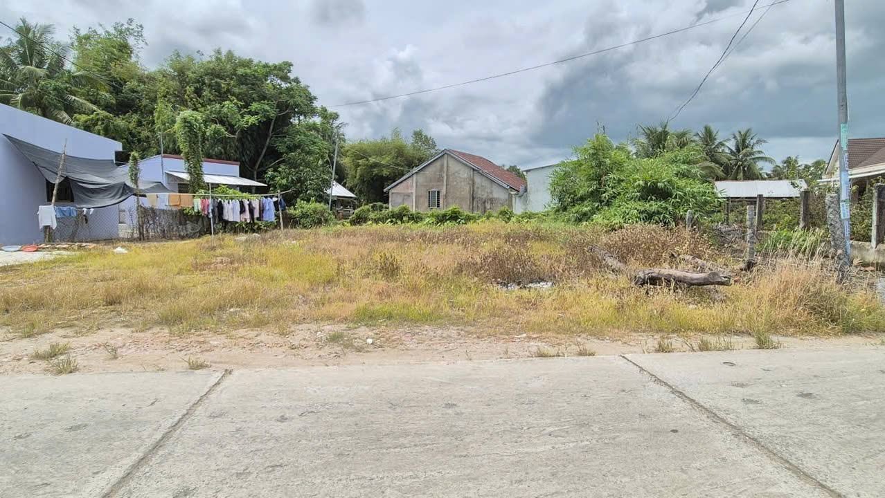 Đất nền Minh Hòa, Châu Thành, Kiên Giang 361m² giá 760 triệu - Mặt tiền rộng, ô tô tới nơi!