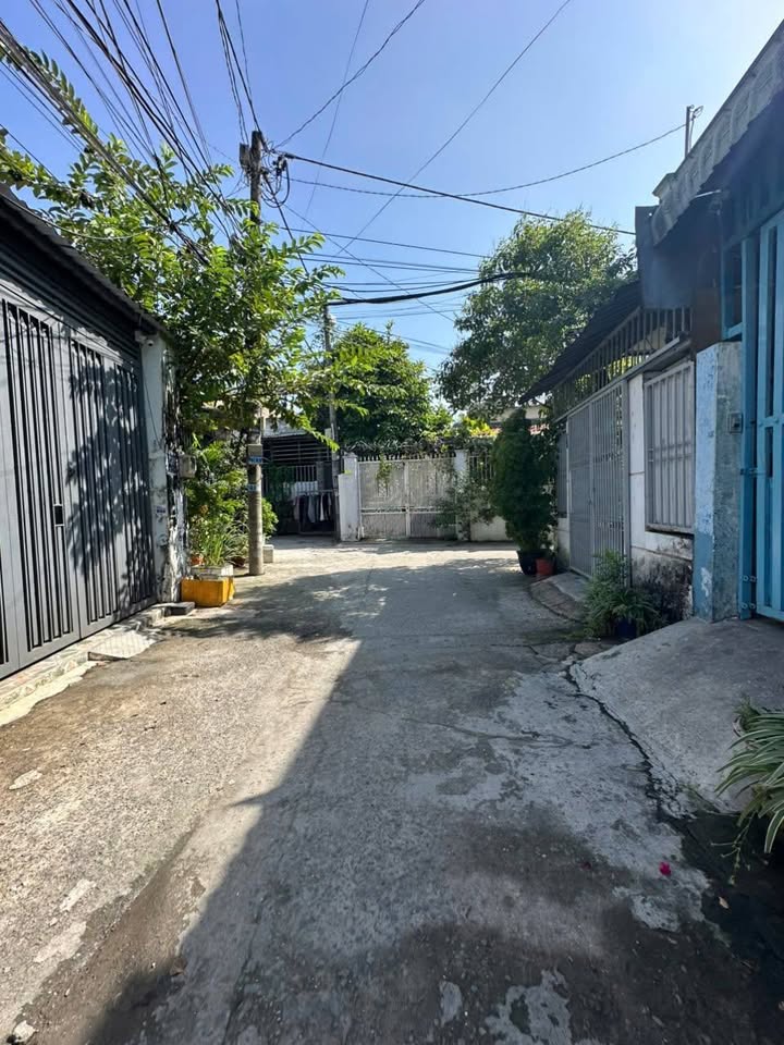 Nhà Hẻm Xe Ô Tô Thông Trần Thị Bốc 57m² giá 1.79 tỷ - Vị trí hiếm có!