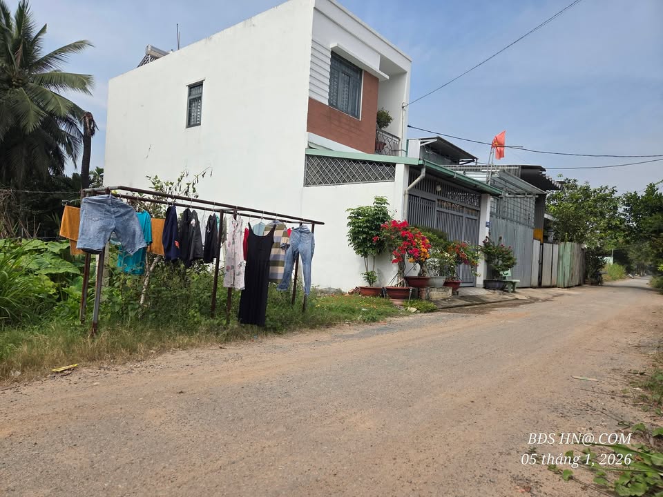 Bán đất mặt tiền đường Nhị Bình 21, Hóc Môn, 101m² - Vị trí đắc địa, giá tốt!