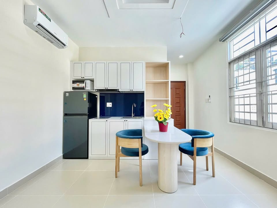 Phòng cho thuê quận 3 - 5.8 triệu, Full nội thất, cửa sổ lớn thoáng mát!