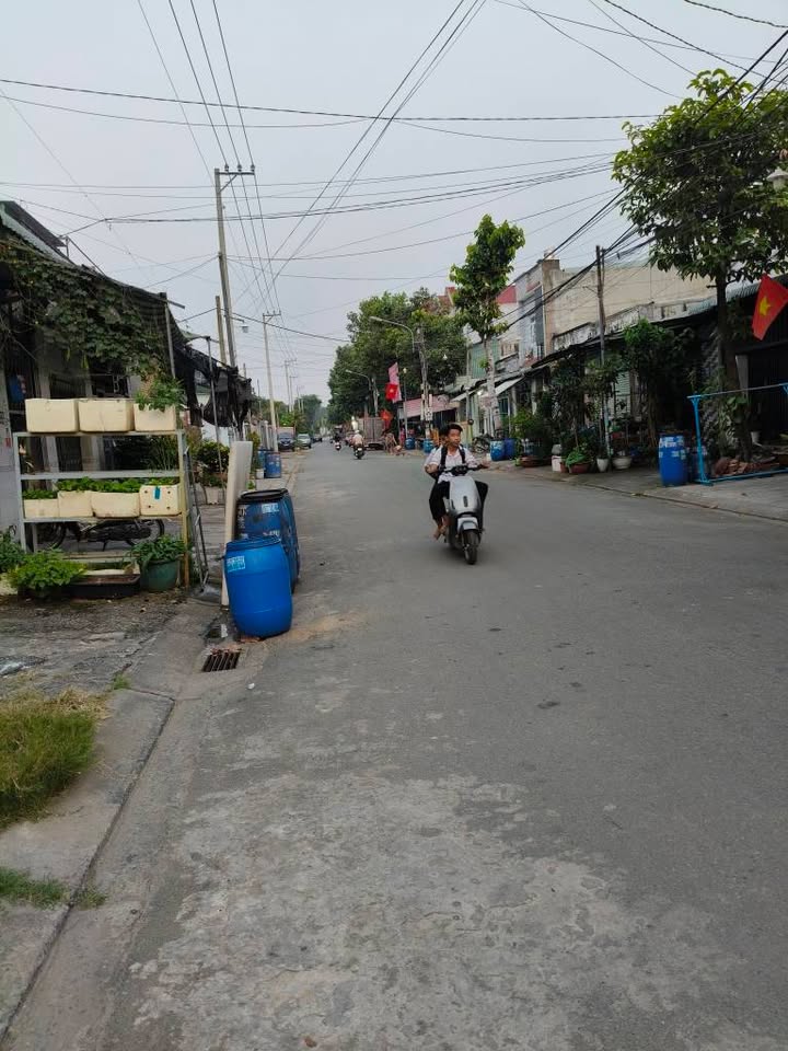 Đất nền Biconsi Tân Bình 115m² giá 3.8 tỷ - Vị trí kinh doanh lý tưởng!