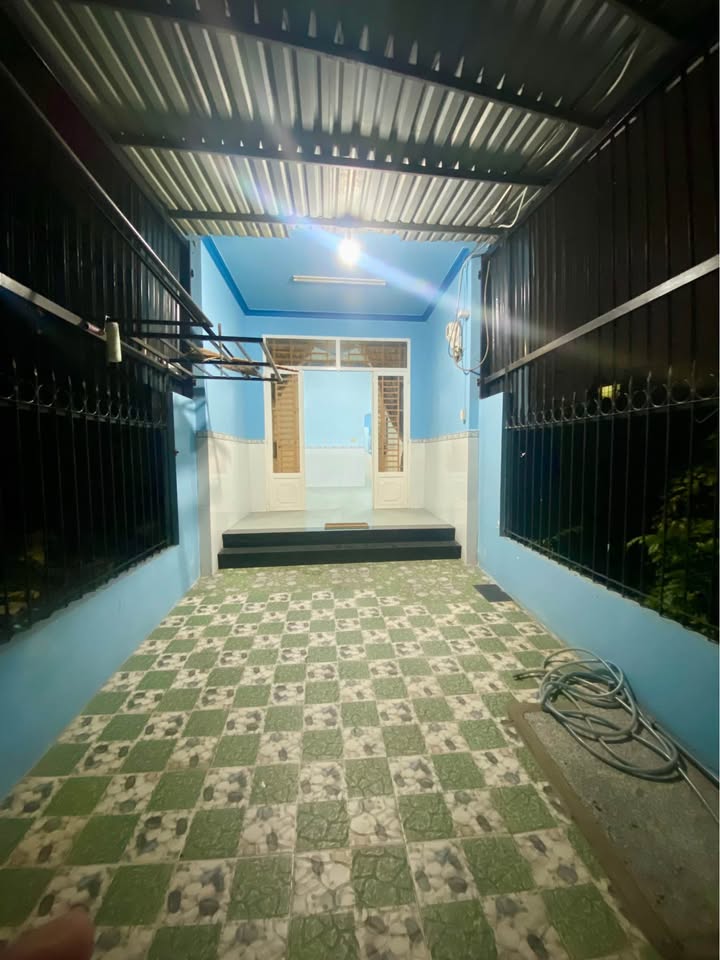 Nhà Phú Mỹ, Thủ Dầu Một 98m² giá 2.5 tỷ - Khu vực dân cư đông đúc, gần chợ!