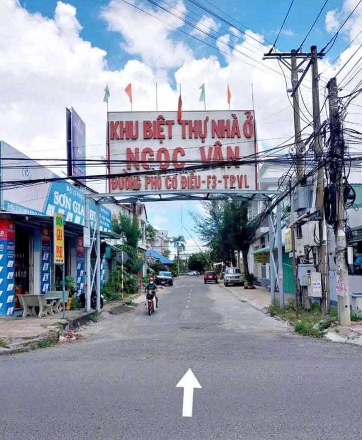 Nhà phố 1 trệt 2 lầu khu biệt thự Ngọc Vân, Vĩnh Long 84m² giá 3 tỷ - Không gian sống lý tưởng!