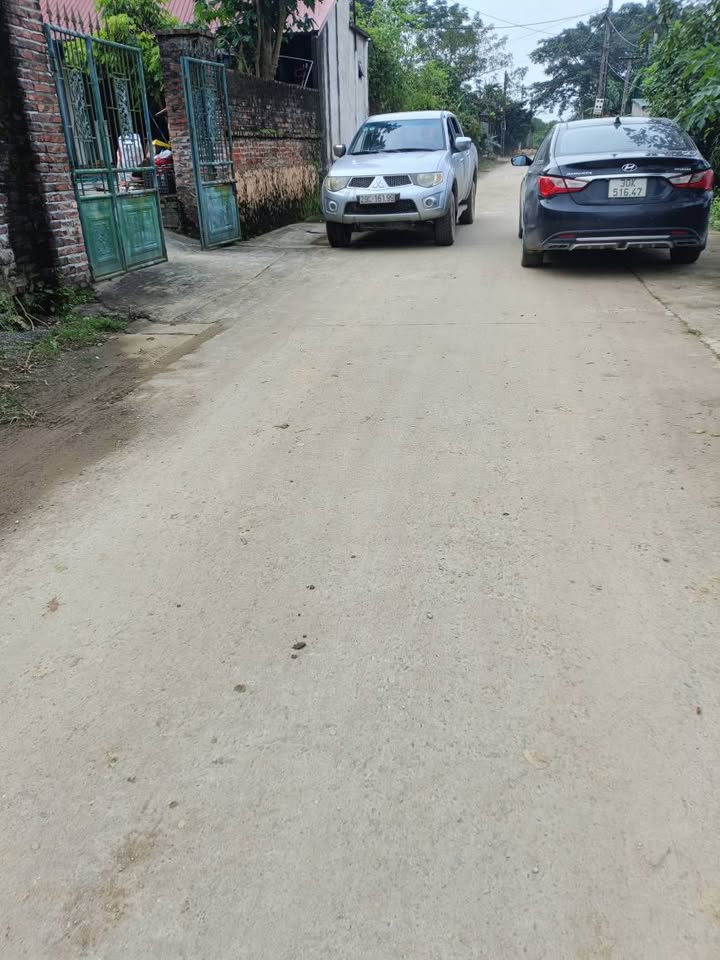 Bán đất thổ cư 450m² tại Xuân Mai, Chương Mỹ - Sổ đỏ chính chủ, giá chỉ 3.15 tỷ!