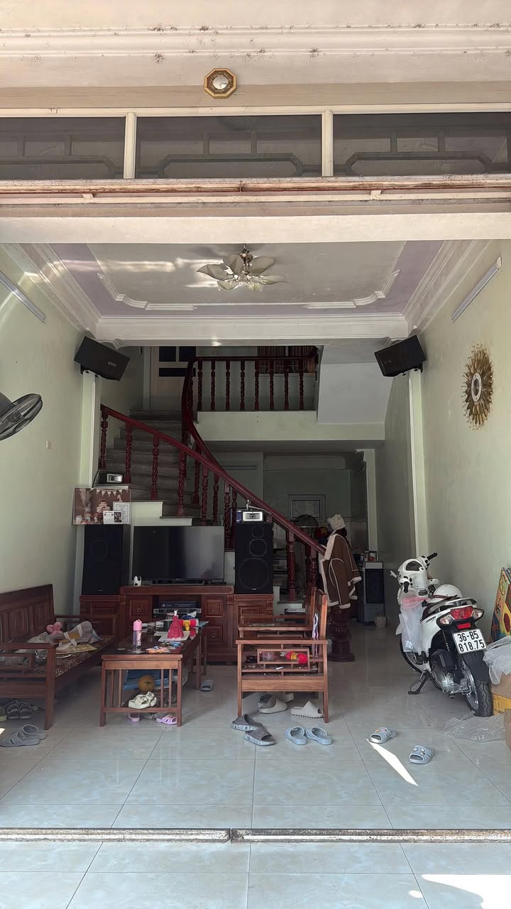 Nhà 3 tầng kiên cố đường Nguyễn Văn Trỗi 41m² giá 4.17 tỷ - Chính chủ bán nhanh!