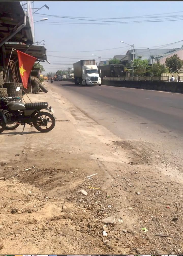 Đất mặt tiền Quốc lộ 1A, Phước Lộc, 144m² giá 2 tỷ - Cơ hội đầu tư tuyệt vời!