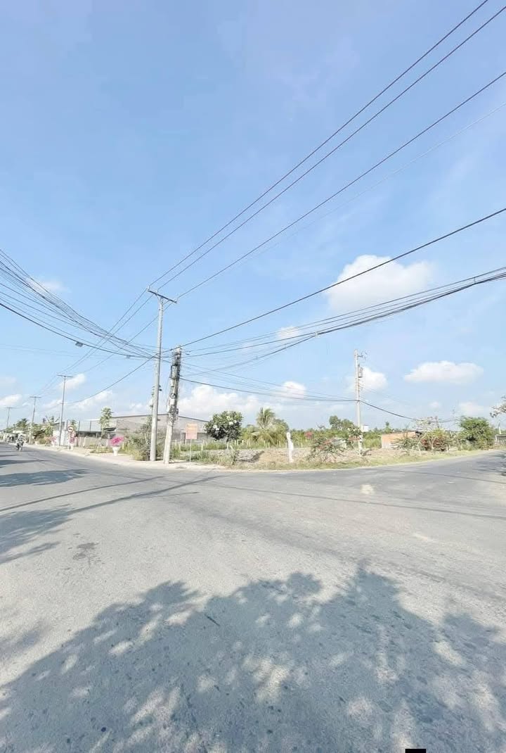 Đất vườn 672m² phường Khánh Hậu, Tân An - 5.4 tỷ, lô gốc 2 mặt tiền
