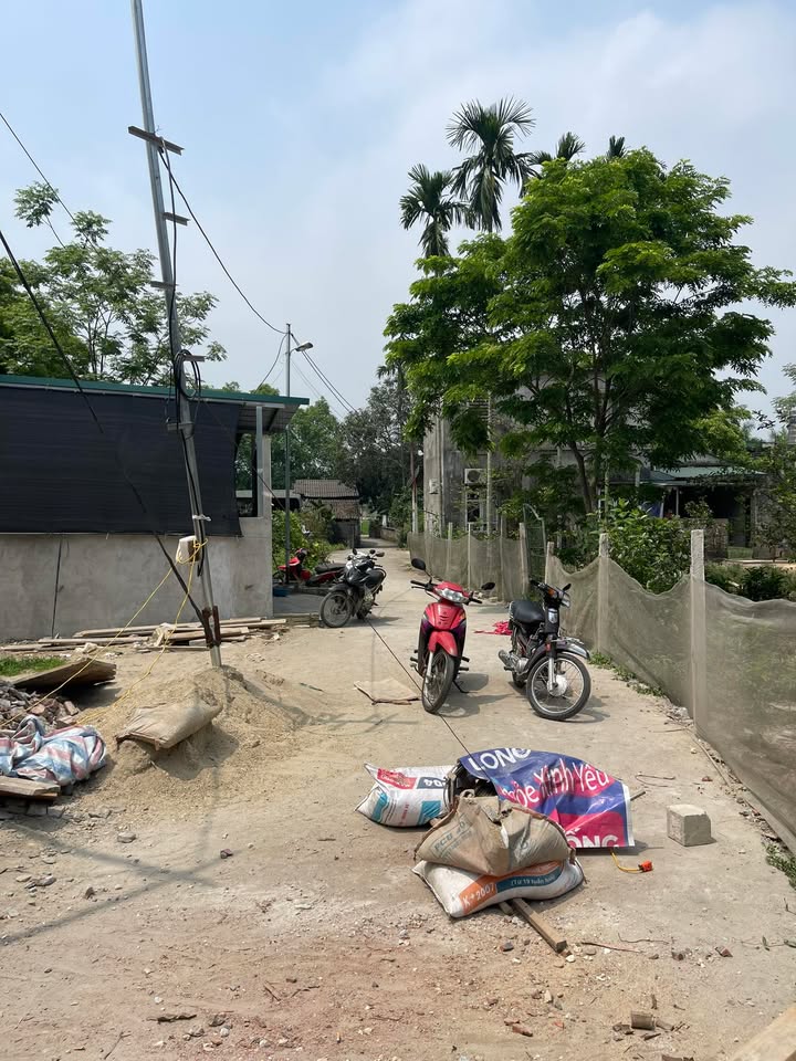 Đất nền Kim Phú, Tuyên Quang 110m² giá 1.xx tỷ - Vị trí đắc địa, chính chủ!