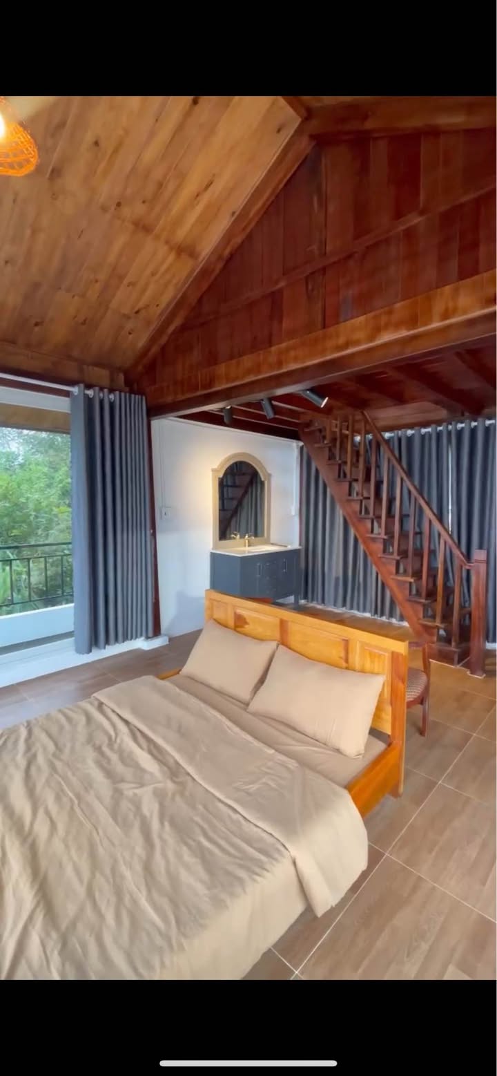 Nhà gỗ nghỉ dưỡng Mê Linh Lâm Hà 279m² giá 2.95 tỷ - Không gian riêng tư lý tưởng!