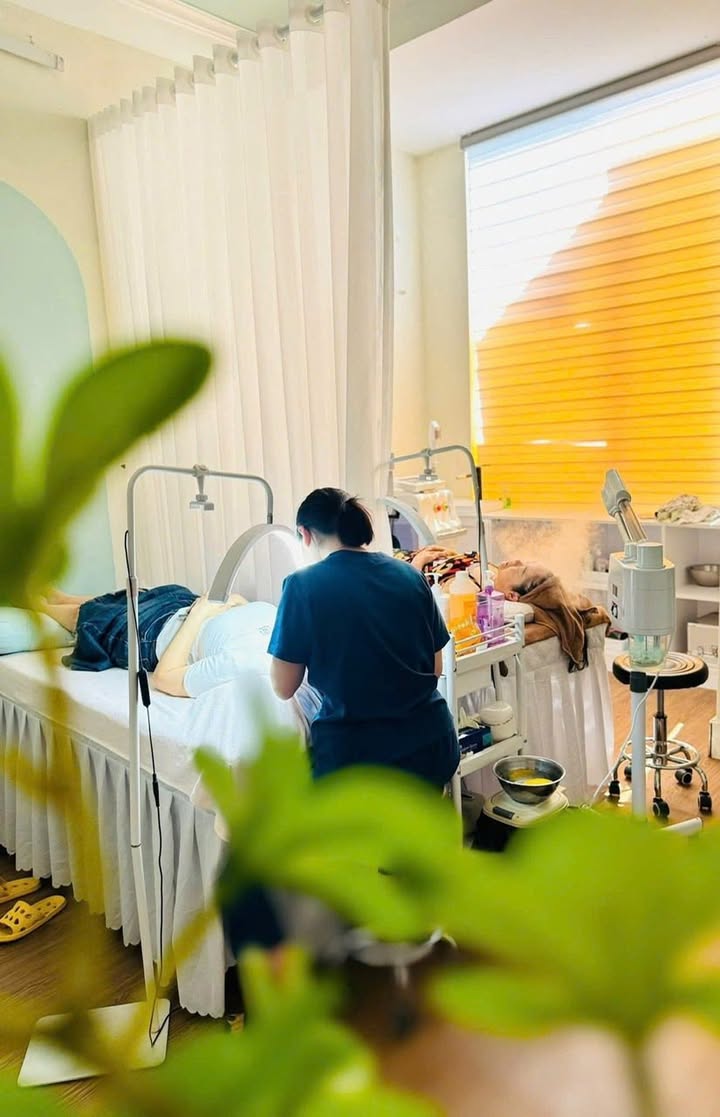 Nhà cho thuê 4 tầng Dương Đình Nghệ 80m² giá 13 triệu - Phù hợp làm SPA, văn phòng!