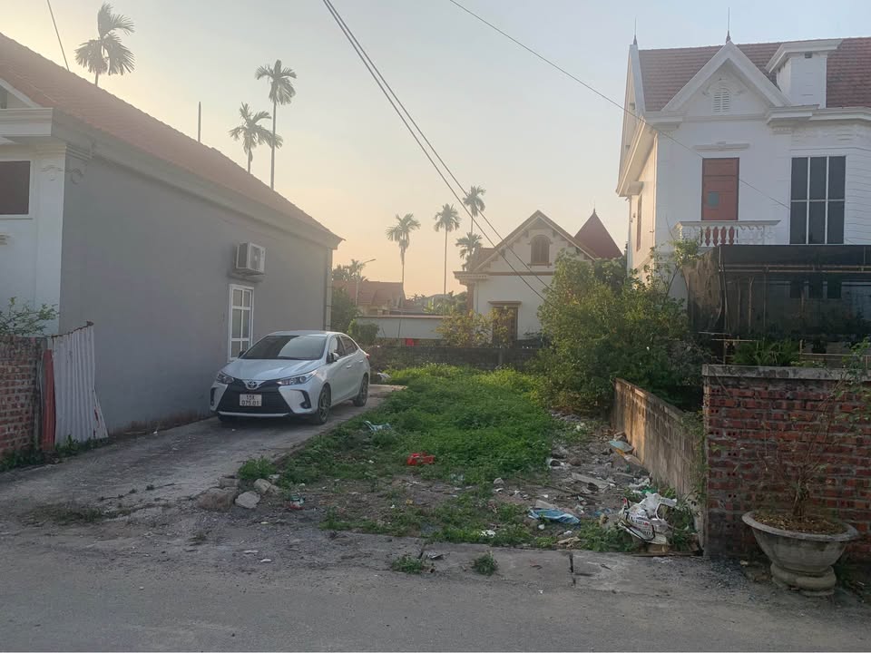 Đất nền góc trục trải nhựa TDP Đền, Thiên Hương 94m² giá 3 tỷ - Cơ hội đầu tư sinh lời!