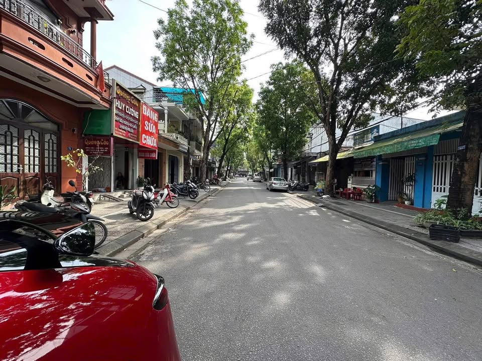 Nhà đất mặt tiền Hoàng Diệu, Huế 91m² giá chỉ 3 tỷ - Kinh doanh thuận lợi!