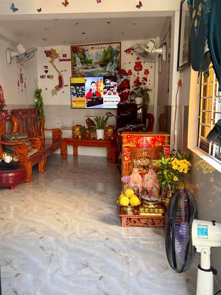 Nhà 3 tầng hẻm cạn đường 1-5 Quy Nhơn 39m² giá 1.7 tỷ - Chính chủ bán gấp!