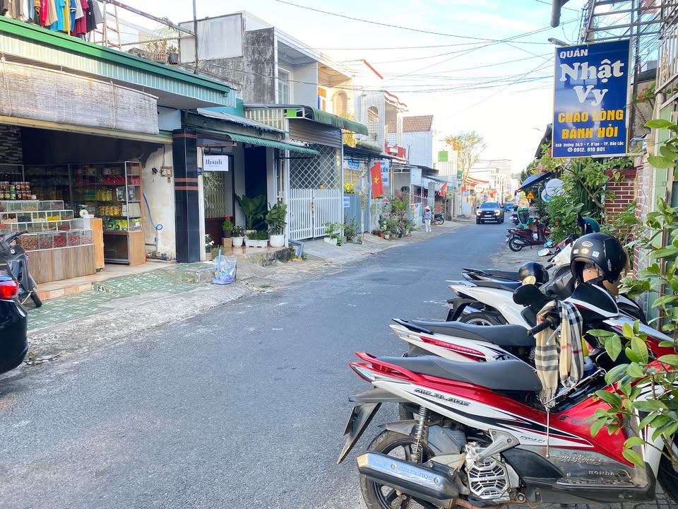 Mặt tiền FrontHouse Bảo Lộc 159.6m² giá 4 tỷ - Cơ hội kinh doanh tiện lợi!