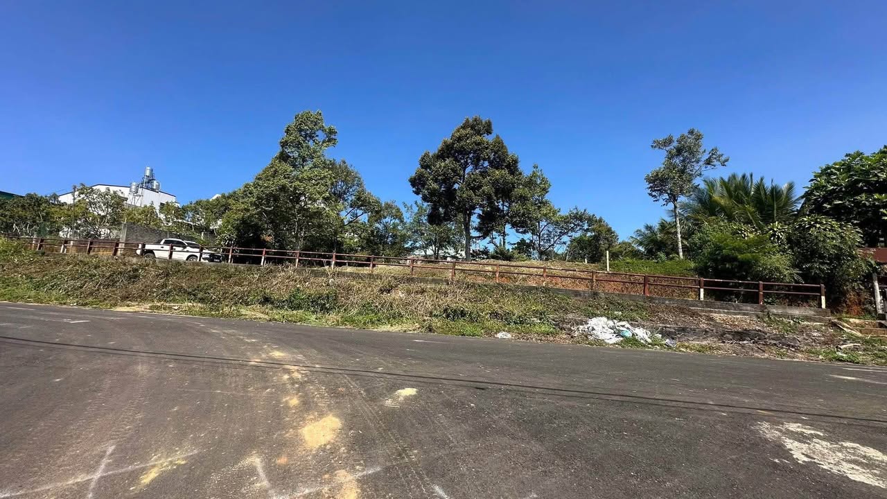 Đất nền B'Lao Bảo Lộc 1700m² giá 15 tỷ - Đối diện Bệnh viện 2 Lâm Đồng!