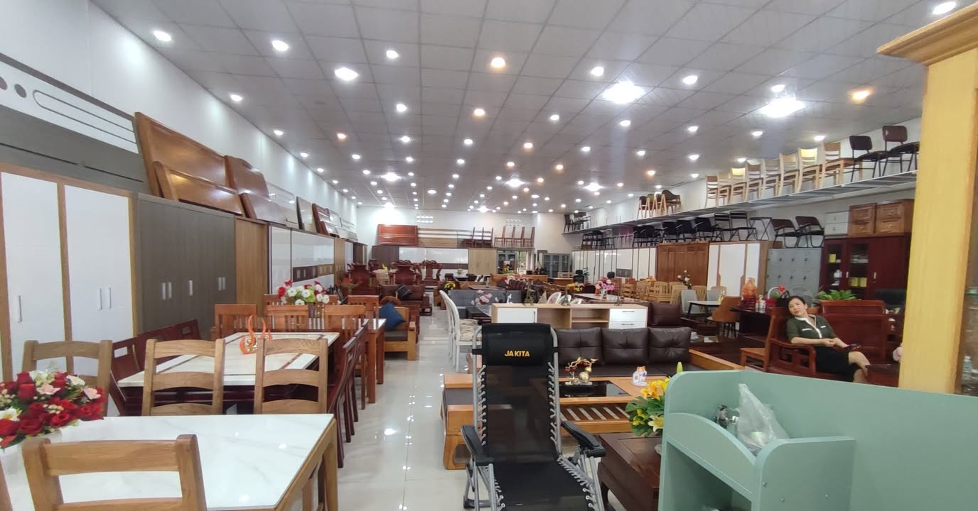 Nhà nguyên căn cho thuê Mặt tiền Bạch Đằng, Nha Trang 42m² - Giá chỉ 20 triệu/tháng