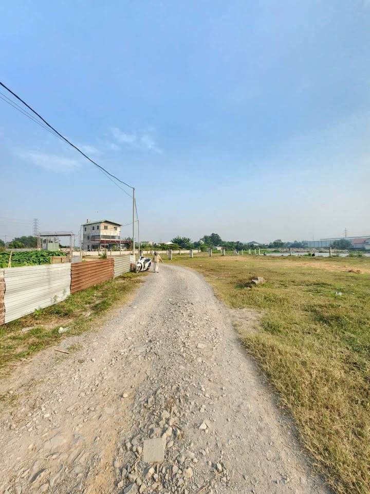 Đất nền Tân Bình Dĩ An 119,4m² giá 2,4 tỷ - Sổ hồng riêng chính chủ