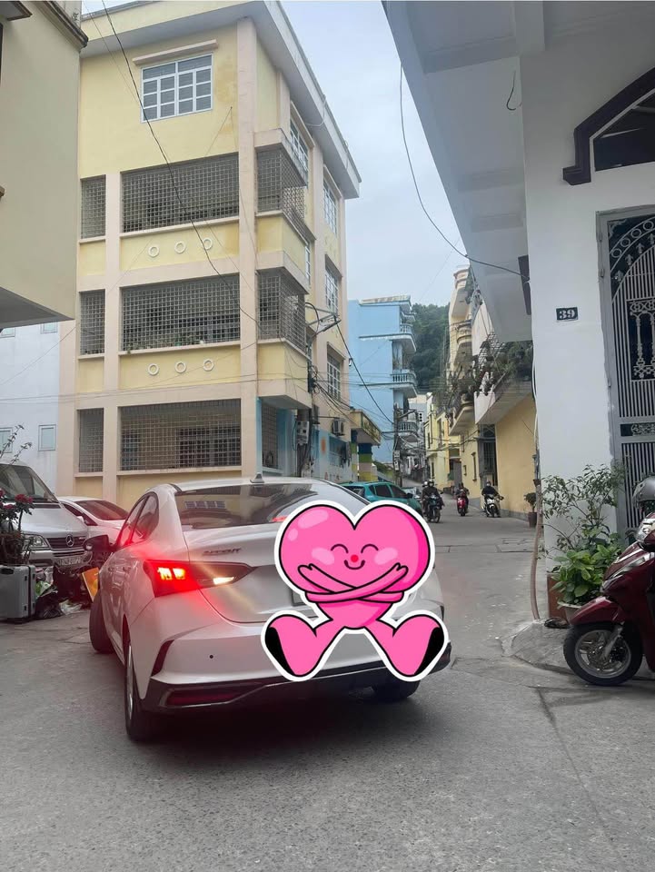 Đất Hồng Hải Hạ Long 60m² giá 2.6 tỷ - Ô tô đỗ cửa, gần trường mầm non!