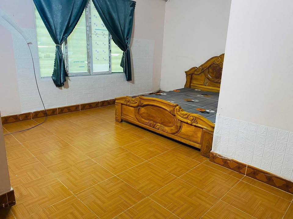 Phòng trọ khép kín tại 143 Hoàng Văn Thụ, Cốc Lếu giá 1.2 triệu - Lối đi riêng thoải mái!