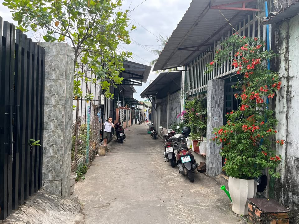 Nhà riêng An Thới, Phú Quốc 85m² giá 1.7 tỷ - Gần ngã ba Công Binh!