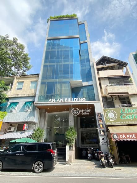 Building FrontHouse 90 Trần Đình Xu, Quận 1, 170m² giá 175 tỷ - Vị trí đắc địa trung tâm!