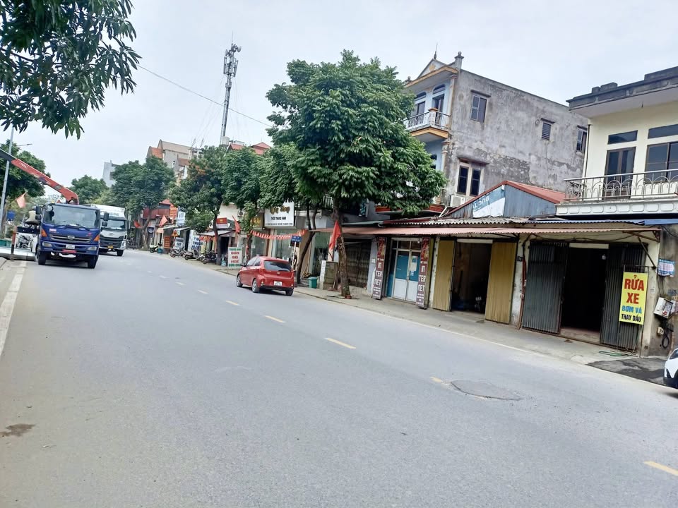 Nhà 3 tầng tại Đông Anh 58m², giá thỏa thuận - Đầy đủ nội thất, ô tô vào nhà!