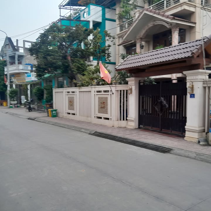 Lô đất 116m² Nhị Chiểu - Kinh Môn giá 1.5 tỷ - Tiềm năng kinh doanh hấp dẫn!