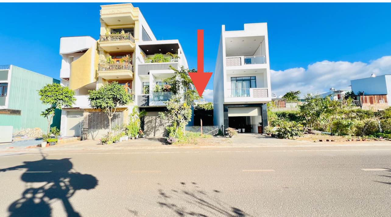 Đất nền Bờ Kè Pleiku 115m² giá 6.1 tỷ - Đầu tư tiềm năng ngay trung tâm!