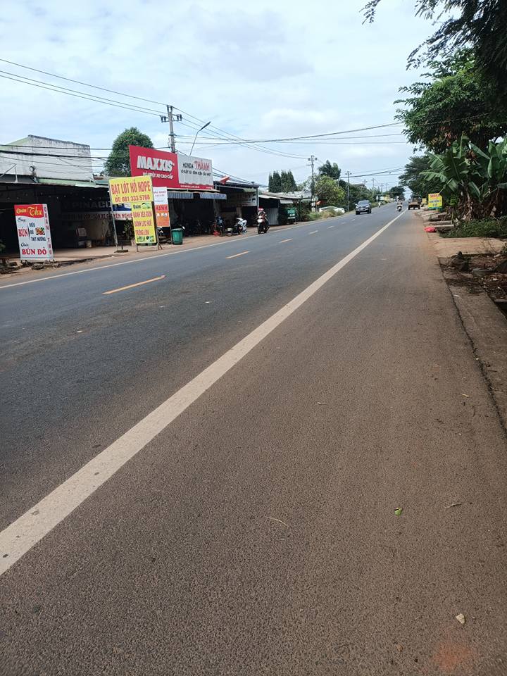 Đất thổ cư Buôn Đôn 300m² giá chỉ 1.75 tỷ - Mặt tiền tỉnh lộ 1, bán gấp!