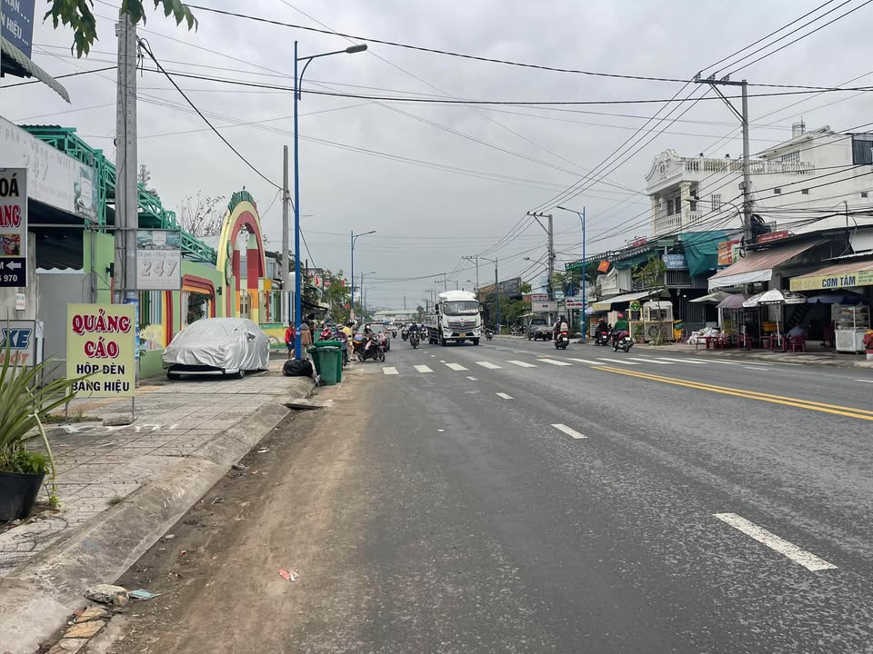 Đất mặt tiền đường Hoàng Quốc Việt, An Bình, Cần Thơ 2230m² - Cơ hội đầu tư hiếm có!