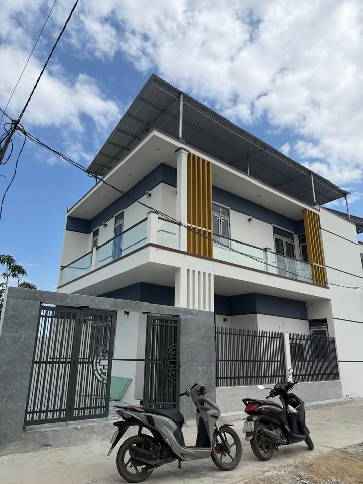 Nhà riêng Diên Toàn, Khánh Hòa 96.9m² giá 2.65 tỷ - Nhà mới đẹp, vào ở ngay!