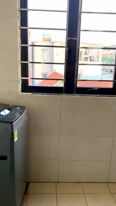 Phòng cho thuê CCMN tại Mễ Trì Hạ 35m² giá 4.5 triệu - Không gian thoáng sáng, đầy đủ tiện nghi!