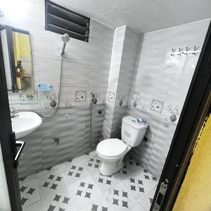 Phòng cho thuê tại ngõ 402/42/28 đường Mỹ Đình 32m² - Đầy đủ tiện nghi, chỉ 3.5 triệu!