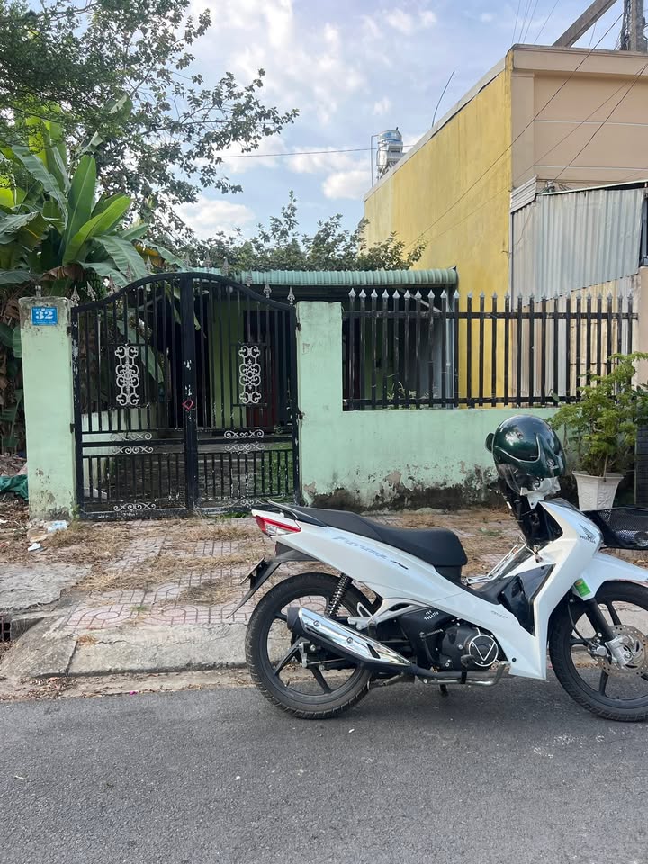 Nhà cấp 4 Tân Đông Hiệp, Dĩ An 110m² - Đường lớn, khu dân cư đông đúc!