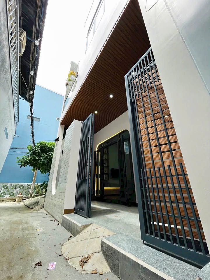 Nhà đẹp chính chủ tại Đạo Thạnh, Mỹ Tho 49m² giá 1.9 tỷ - Thiết kế hiện đại, đầy đủ nội thất!