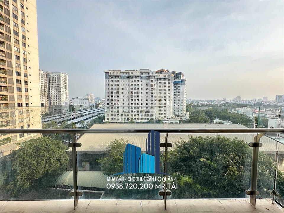 Officetel Gold View 346 Bến Vân Đồn 117m² giá 27 triệu - Phù hợp làm văn phòng, spa!