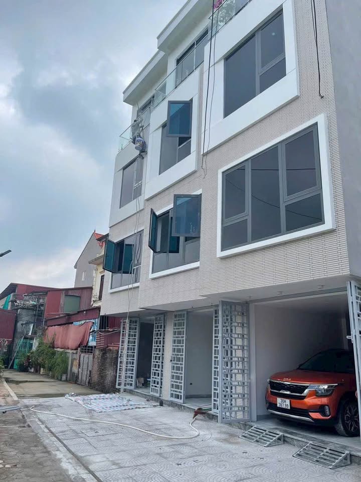 Nhà mới Kiêu Kỵ, Gia Lâm 43m² giá 7.6 tỷ - Sẵn sàng ở ngay!
