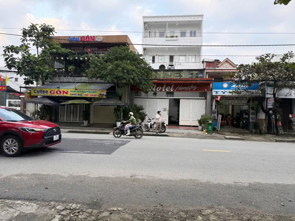 Bán Homestay 3 tầng Phạm Văn Đồng - 133m² - Thu nhập ổn định 40 triệu/tháng!