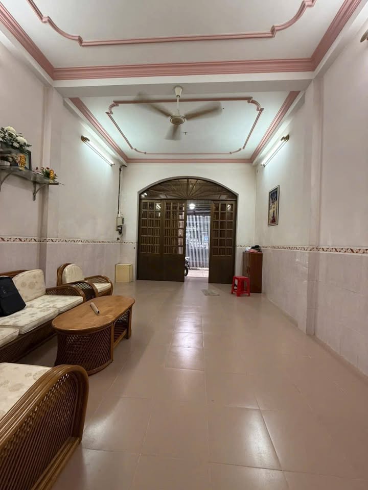 Nhà bán gấp tại Tam Hiệp, Biên Hòa 81m² giá 5.65 tỷ - Lợi nhuận đầu tư cao!