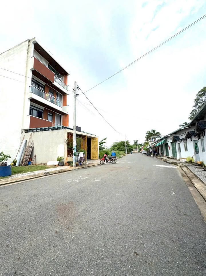 Đất nền 66m² Hẻm 47 Trường Lưu, Thủ Đức - Chỉ 3.35 tỷ, Cơ hội đầu tư tuyệt vời!