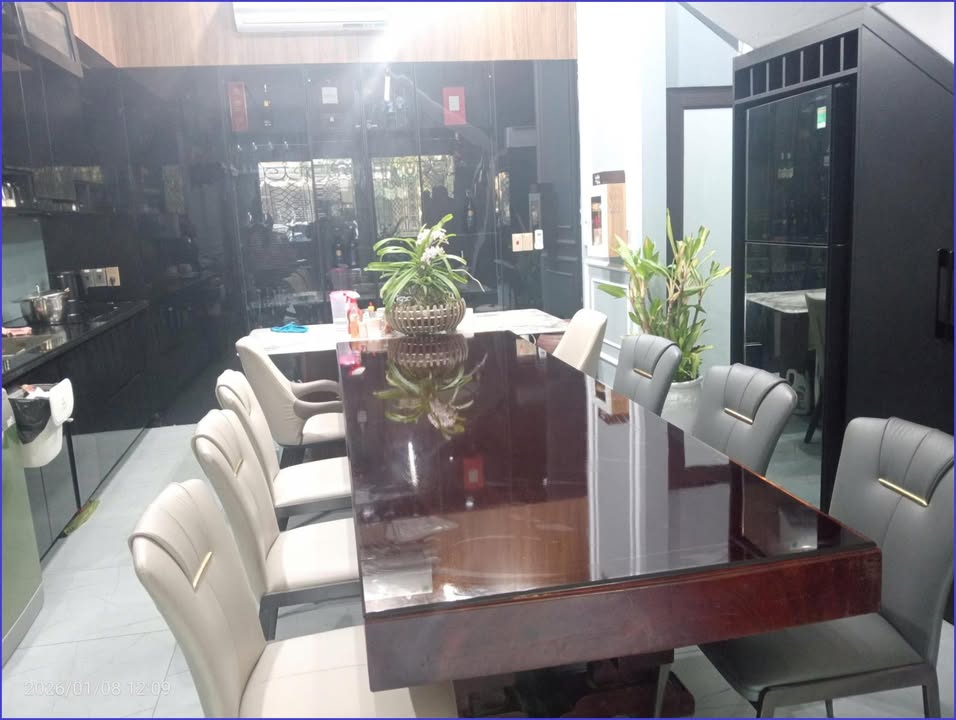 Nhà 3,5 tầng đường Đông Vệ 50m² giá 5 tỷ - Hướng Đông Nam phong thủy