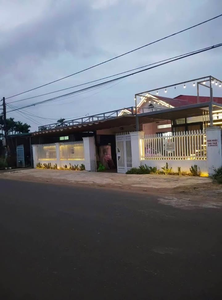 Nhà mặt tiền Y Wang, phường Ea Kao, 691m² giá 4.2 tỷ - Kinh doanh đa ngành lý tưởng!
