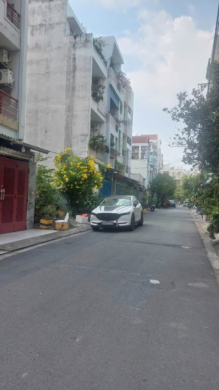 Nhà phố Gò Vấp 58m² giá 9.2 tỷ - Mặt tiền xe hơi thuận lợi!