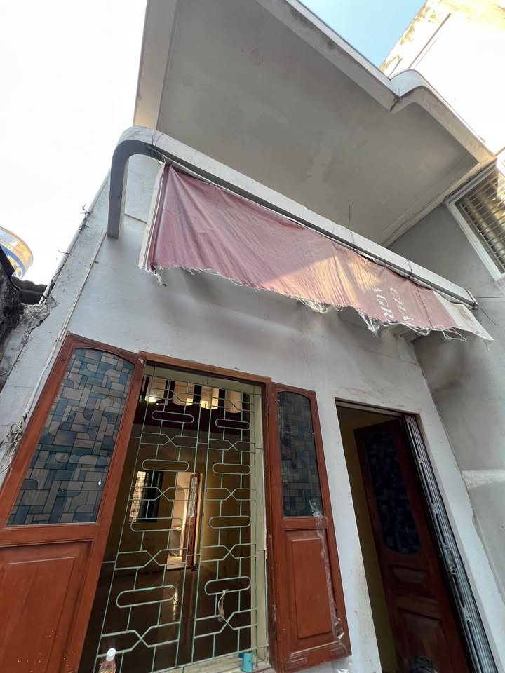 Nhà 36/37 Lán Bè, Hải Phòng 50m² giá chỉ 1.75 tỷ - Sổ đỏ chính chủ!