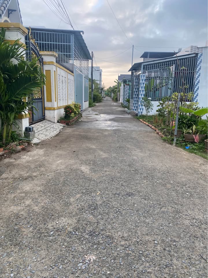 Đất nền thổ cư phường Thanh Đức, Long Hồ 120m² giá 680 triệu - Đường ô tô vào tận nơi!