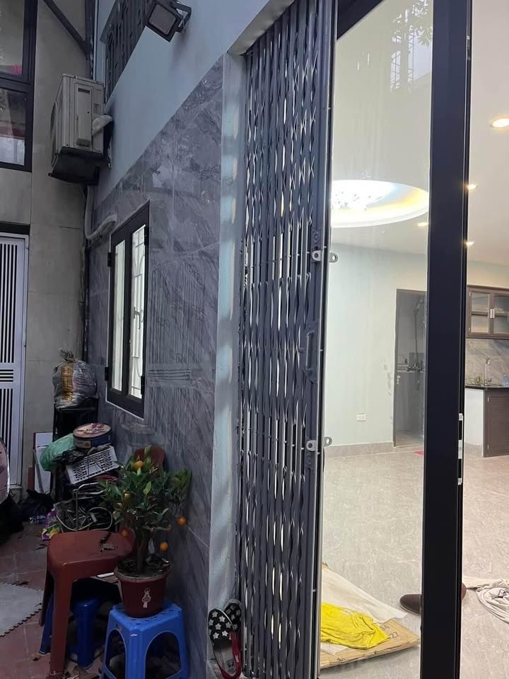 Nhà phố Bạch Mai, Hai Bà Trưng 35m² giá 1.9 tỷ - Nhà mới, ngõ nông, ra phố chỉ 15m!