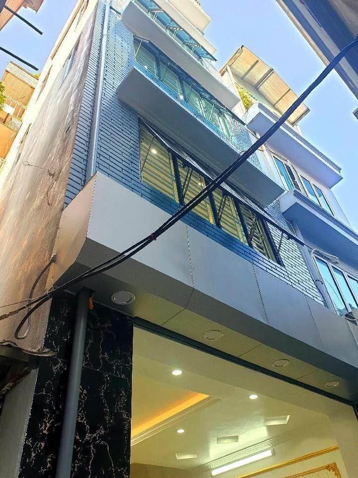 Nhà lô góc 6 tầng Trương Định, 25m² giá 3.65 tỷ - Cơ hội hiếm có!