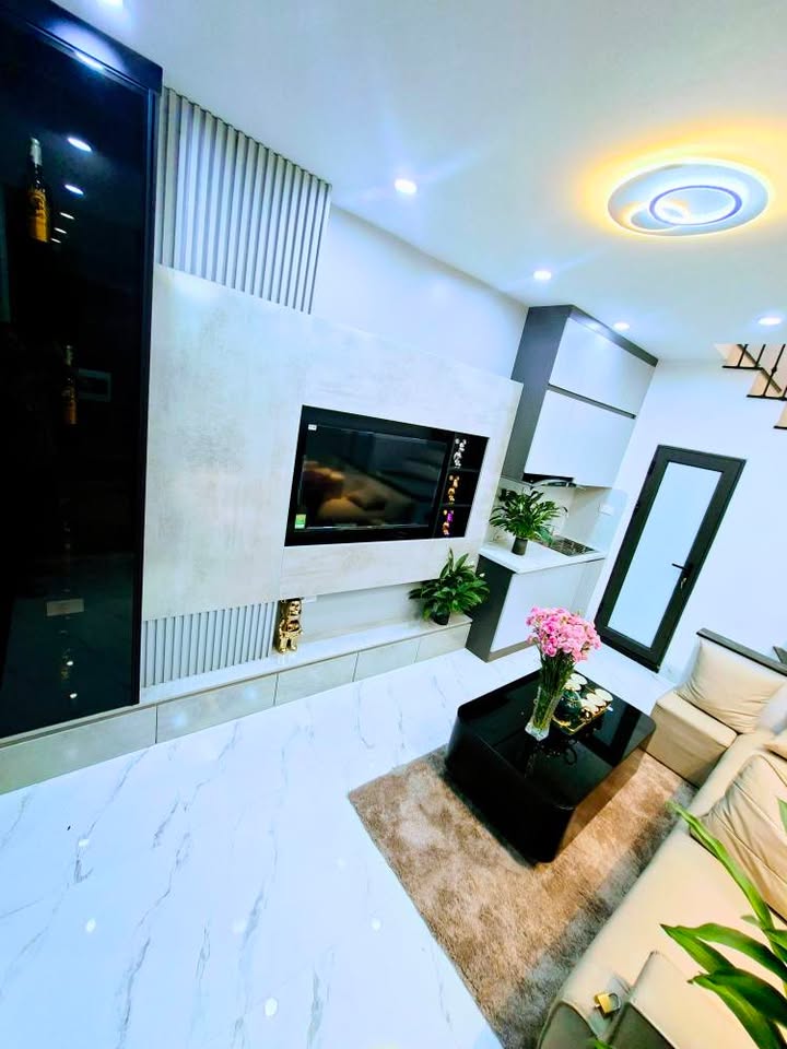 Nhà 5 Tầng Phúc La Hà Đông 33m² giá 7.7 tỷ - Sẵn sàng vào ở!