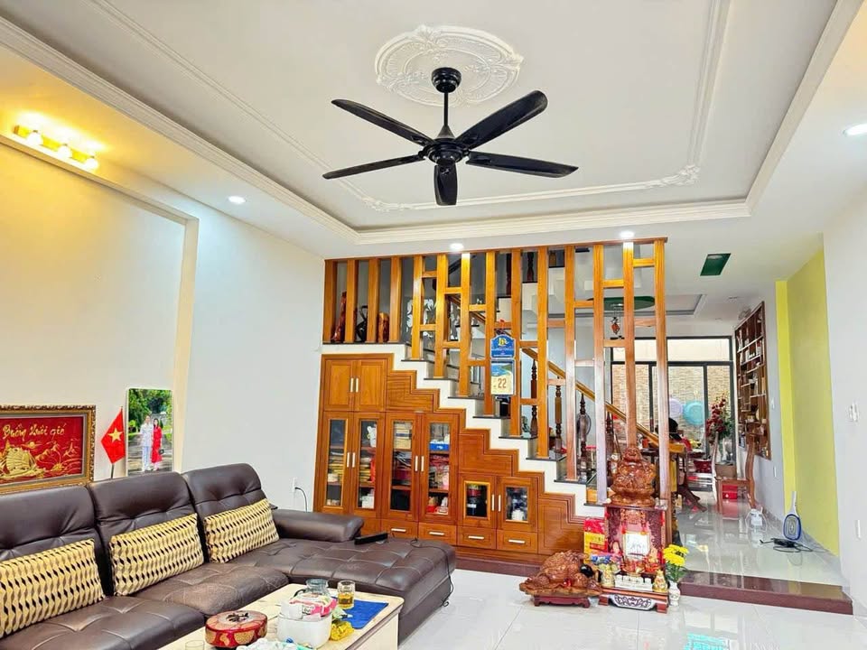 Nhà 4 tầng đường T9 KĐT An Bình Tân, Nha Trang 100m² giá 8 tỷ - Nhà mới đẹp, hướng Bắc!