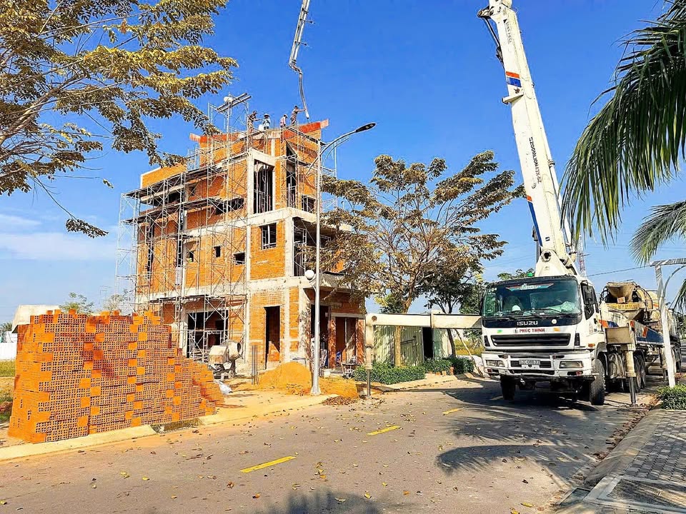 Đất nền Bến Lức 90m² giá thỏa thuận - Sổ đỏ chính chủ, cơ hội đầu tư hấp dẫn!